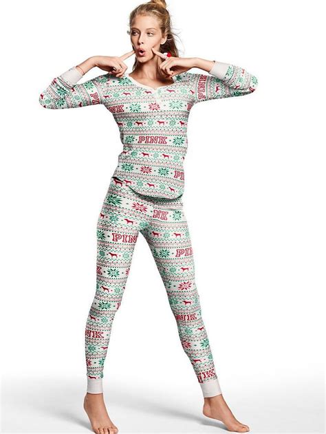 victoria s secret on twitter victoria secret pink pajamas christmas pajamas teens fashion