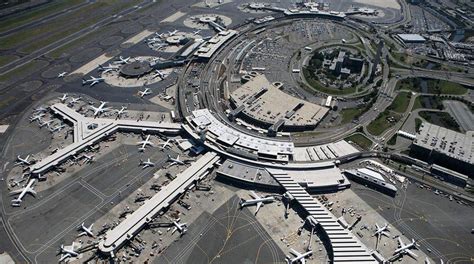 Pilot Claims Drone At Newark Airport Came Within 30 Feet Of Aircraft
