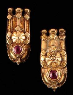Bridal series thali thirumangalyam jewels of sayuri. Goundar thali | Mangalsutra designs, Traditional jewelry ...