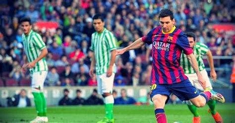 Barca Images  Lionel Messis Second Penalty Against Real Betis