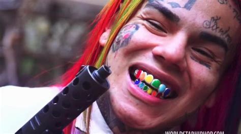 The Teeth Multicoloured Ix Ine In Her Video Clip Kooda Wshh Exclusive