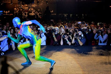 Swiss Bodypainting Art Festival Corpi Dipinti Ad Arte Fanno Spettacolo