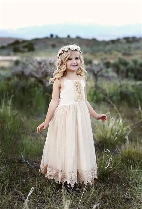 17 Gorgeous Rustic Flower Girl Dresses To Make Her Feel Like A Princess