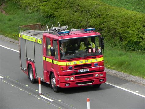 Devon And Somerset Fire And Rescue Service V44p2 Tiverton Flickr
