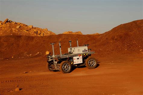 In A Rocky Israeli Crater Scientists Simulate Life On Mars