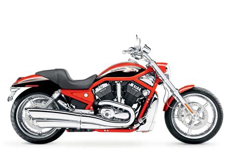The serialized 105th anniversary cvo package dresses this bike out in every chrome accessory available. HARLEY DAVIDSON CVO Screamin Eagle V-Rod specs - 2005 ...