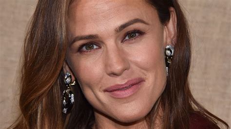 Jennifer Garner Gives Rare Insight Into ‘very Public Very Hard’ Time Daily Telegraph