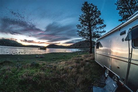 The Best Waterfront Rv Camping In Alberta Townandcountrytoday Com