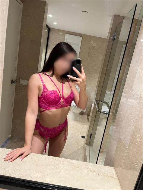 Wyongah Escorts And Private Escorting Services Scarlet Blue