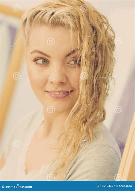 33 Top Pictures Wet Blonde Hair 10 Wet Look Hairstyles For A Night Out Photo Gallery Mr Clemmie