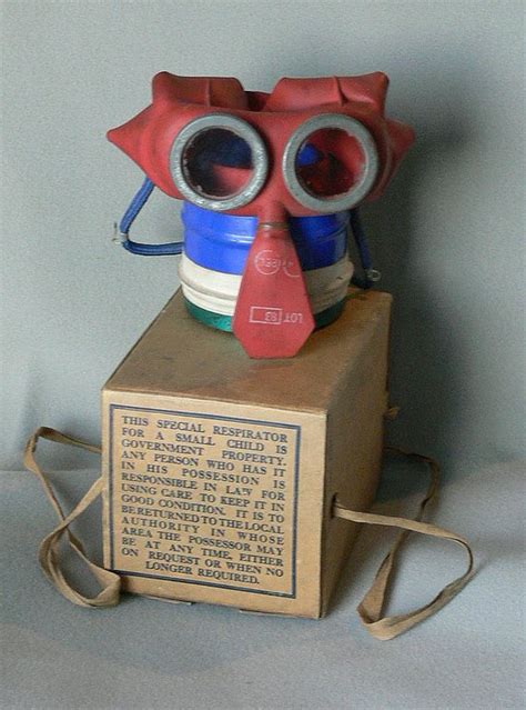 Ww2 Childs Gas Mask Historylinks Archive