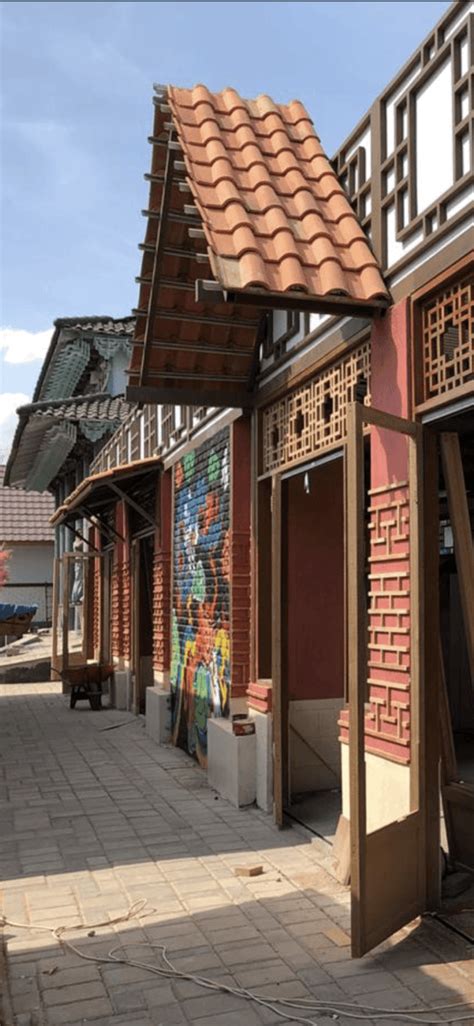 Tak peduli seberapa mewah dan besar rumah tersebut, kalau tidak ada kamar mandi tentunya akan jadi aneh bukan? Photo wandi-uwa-krisdian-kampung-korea Kampung Korea 2 ...