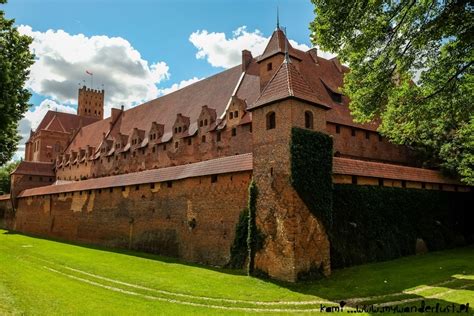 Visiting Malbork Castle Poland The Largest Castle In The World