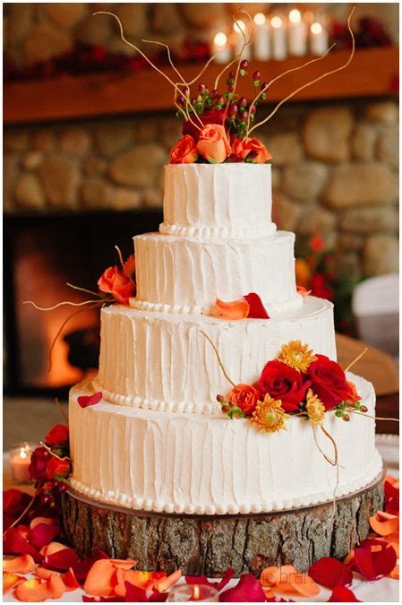 Rustic Rose And Leaves Buttercream Wedding Cakes For Fall