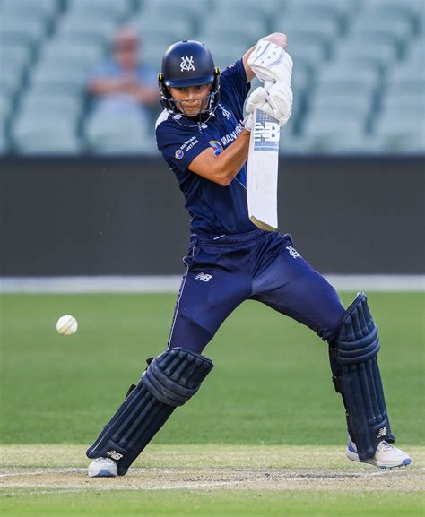 Meg Lanning finished unbeaten on a run-a-ball 82 in Victoria's eight