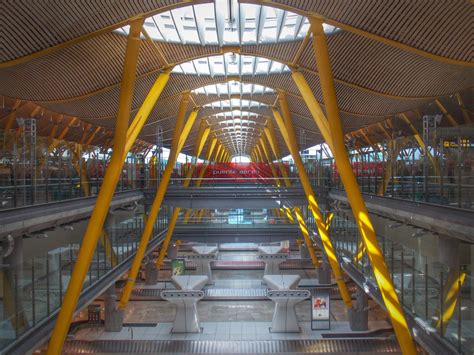 Aeropuerto Barajas Madrid Spain Richard Rogers Airport Design