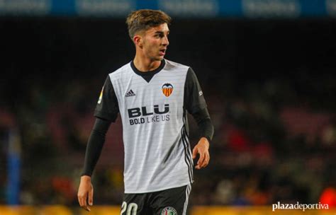 Dortmund are known to make talented players better so this is perfect for him! VCF | Ferran Torres dio la talla en su debut a domicilio ...