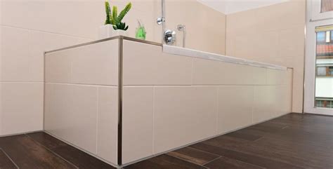 Formschöne badewannen in verschiedensten ausführungen • jetzt bequem online bestellen • große badaustellungen in berlin & brandenburg. Fliesen-Inspiration: Fliesen für die Badewanne | Fliesen ...