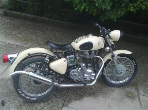 Manufacturers of the bullet, classic, interceptor, contental gt, himalayan and thunderbird series. Royal Enfield modified pictures