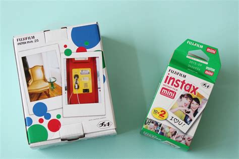 Review Fujifilm Instax Mini 25 Polaroid Camera Bunch Of Backpackers