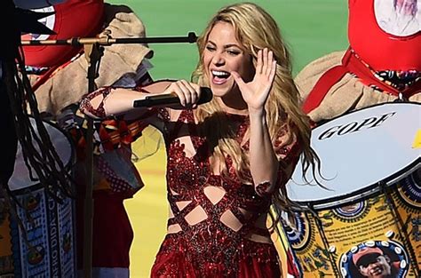 Shakira Red Hot Dress Sizzling Performance At World Cup Final Day