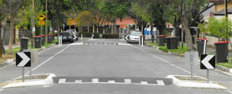 Traffic Calming Benefits Limitations And Design Guidelines Mike On