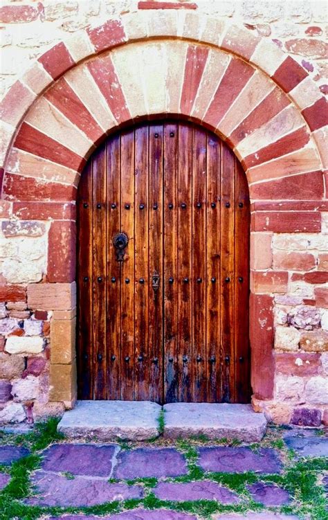 Barcelona Spain Arched Door Beautiful Doors Doorway Doors Galore