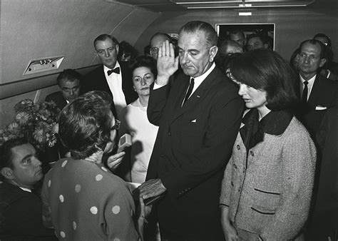 Jacqueline Kennedy Photographs Jackie Right After Jfk Assassination