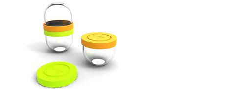 De baby zou nog in leven zijn en is direct naar het ziekenhuis overgebracht. Baby food container on Behance