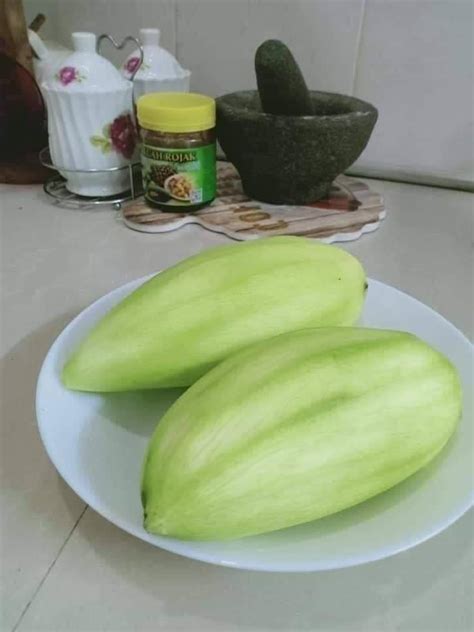 Jeruk buah adalah dalam bahasa melayu, sedangkan bahasa indonesianya biasanya disebut asinan. Cara untuk membuat Jeruk Mangga Asam Boi Krup Krap yang ...