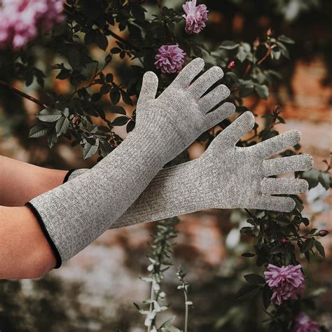 Scratch Proof Gardening Gloves Coopers Of Stortford