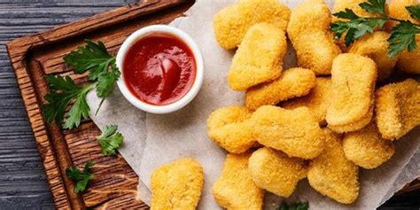 Lagi ngehits, ini 7 langkah mudah membuat croffle ala rumahan. 9 Cara Membuat Nugget Tahu yang Gurih dan Renyah, Mudah ...