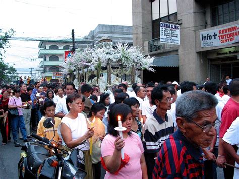 Other minor religions in the country include hinduism, judaism, the baha'i faith, indigenous beliefs, other christians, and atheists. Religion in Philippines