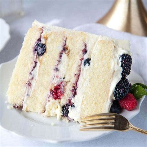 Whole foods market, cake vanilla embellished kids 9 inch, 57 ounce. Copycat Whole Foods Berry Chantilly Cake | Recipe ...