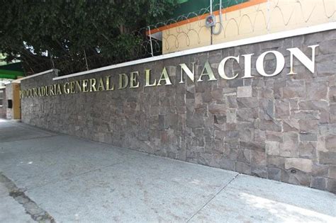 El 7 de febrero de 2009 que responde a las aspiraciones y anhelo, como nunca antes, los derechos fundamentales de las personas en el propósito de hacer realidad el vivir bien colectivo de todas las bolivianas y bolivianos, siendo necesario para ello preservar y defender la riqueza que bolivia posee. Estado ha perdido más de Q4 mil 300 millones