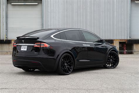 Tesla Model X Black Forgiato Flow 001 Wheel Wheel Front
