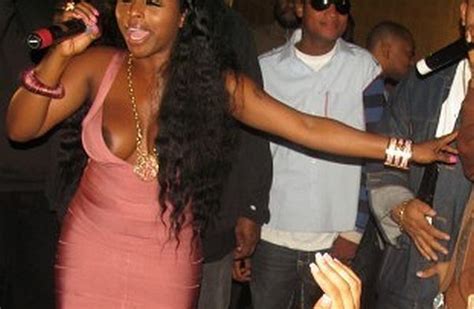 Foxy Brown Shesfreaky