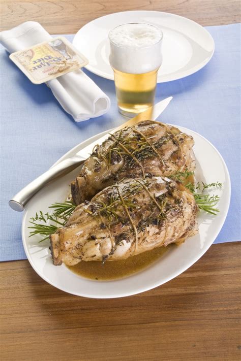 Ricetta stinco alla birra al forno. Stinco di maiale alla birra | Sale&Pepe