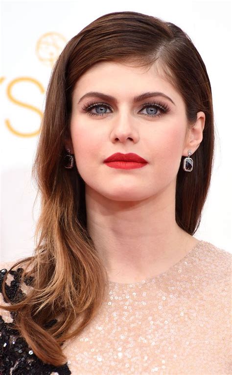Alexandra Daddarios Red Lips Are Perfection Love This Emmys Look