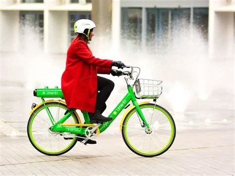 Can I Ride Electric Bike In The Rain Can E Bike Get Wet Easy E Biking