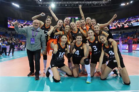 Eczacıbaşı vitra'nın altyapısında yetişti ve kulübün küçük ve yıldız. News - FIVB World Champs Final Calling