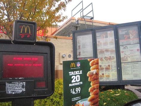 England woman looking at drive thru menu and mcdonalds. Susana the Deaf Lady: The McDonald's Drive-Thru Provides ...