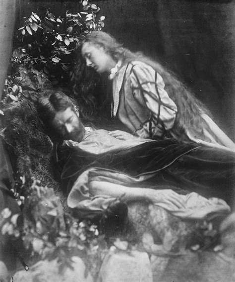 On The Edge Of Darkness Julia Margaret Cameron Julia Margaret Cameron Photography Dark