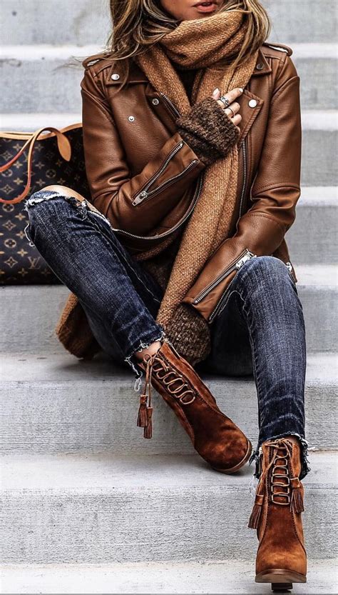 Awesome Women Leather Jacket Outfit Ideas For Fall Fashion Autumn