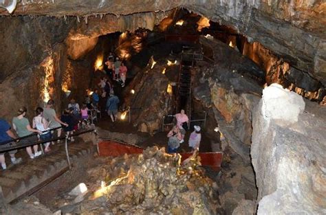 Take A Tour Through Kutztowns Crystal Cave