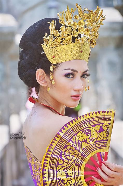 Penting Ethnic Indonesia Pantai Bali