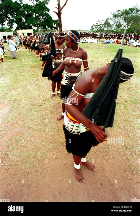 eshowe kwazulu natal south africa 12 2003 zulu dancing zulus traditional dress african religions