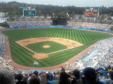 Dodger Stadium Section 2rs Row R Seat 20 Los Angeles Dodgers Vs