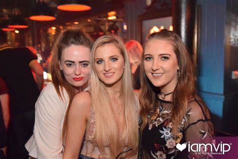 Newcastle Nightlife 32 Photos Of Weekend Glamour In Newcastle Bars And