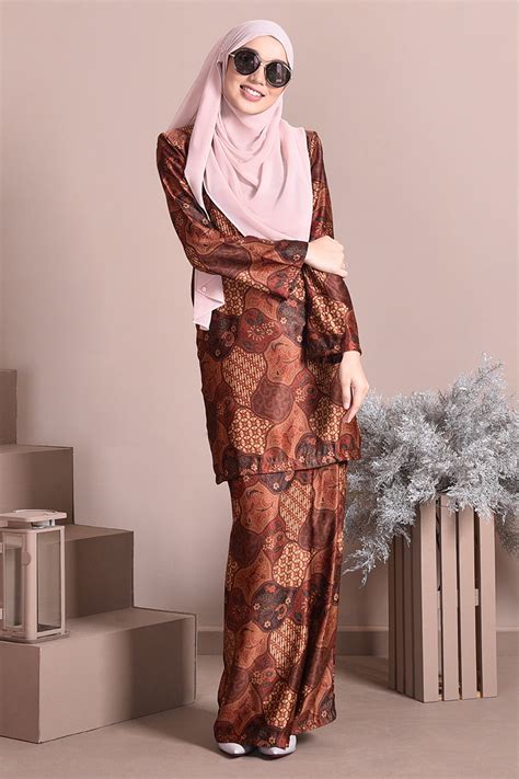 Baju Kurung Batik Satin Silk Nasiha Spice Brown Muslimahclothingcom